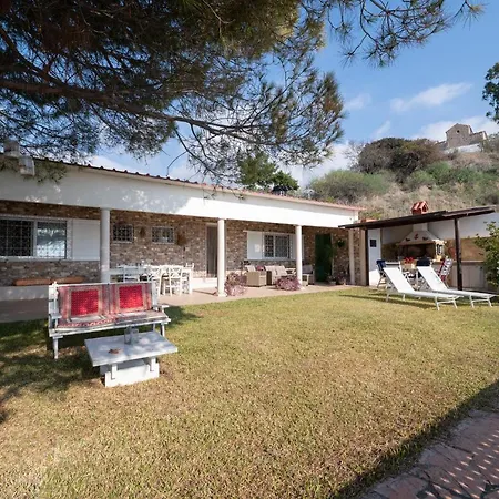 Cortesia Maritima - Seaside & Private Amarynthos