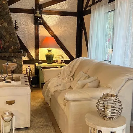 Cortesia Maritima - Seaside & Private Amarynthos